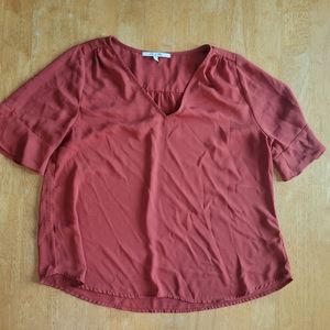 EUC Par La Mer red bell sleeve blouse
